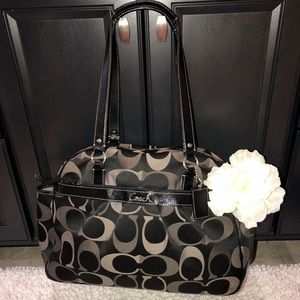 🎉COACH🎉 Black and Grey Shoulder Bag NWOT